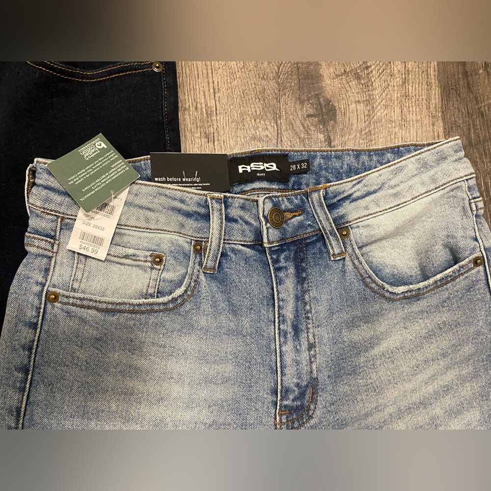 NEW w/ tags womens bundle- 3pr RSQ denim,.Sizes28/32 & 29/32 - Picture 3 of 5